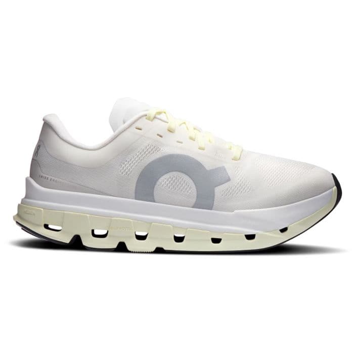 On Cloudflow 5 K. 42 Keltainen Naiset