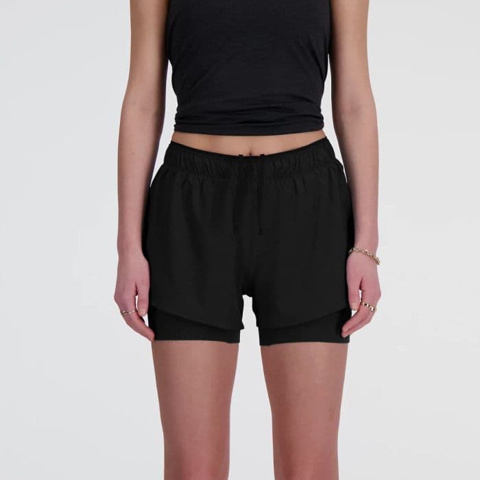 New Balance RC Seamless 2-in-1 3 tuuman juoksushortsit, koko XS, musta - Mukavuutta ja tyyliä juoksulenkille