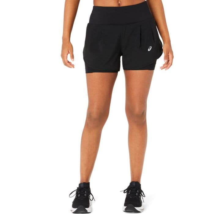 ASICS Naisille 2-in-1 Suoritusshortsit Musta – Mukavuutta ja liikkuvuutta juoksuun