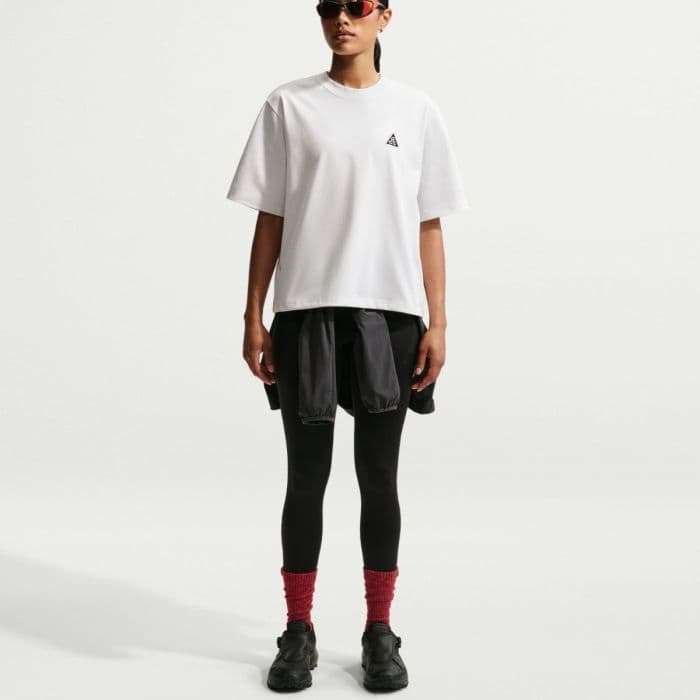 Nike ACG SS Tee K. L Valkoinen Naiset