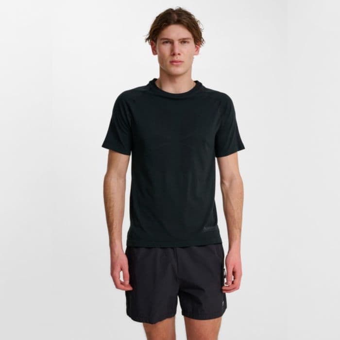 Hummel HIIT Seamless SS Tee K. S Musta Miehet