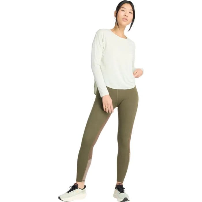 New Balance Drapey Jersey LS Tee XL, naisille - Mukava ja hengittävä pitkähihainen paita