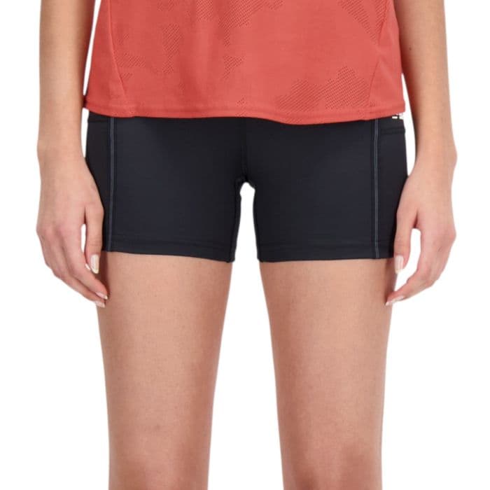New Balance Q Speed Shape Shield Fitted Shorts - Musta, kevyet ja hengittävät juoksushortsit aktiiviseen käyttöön
