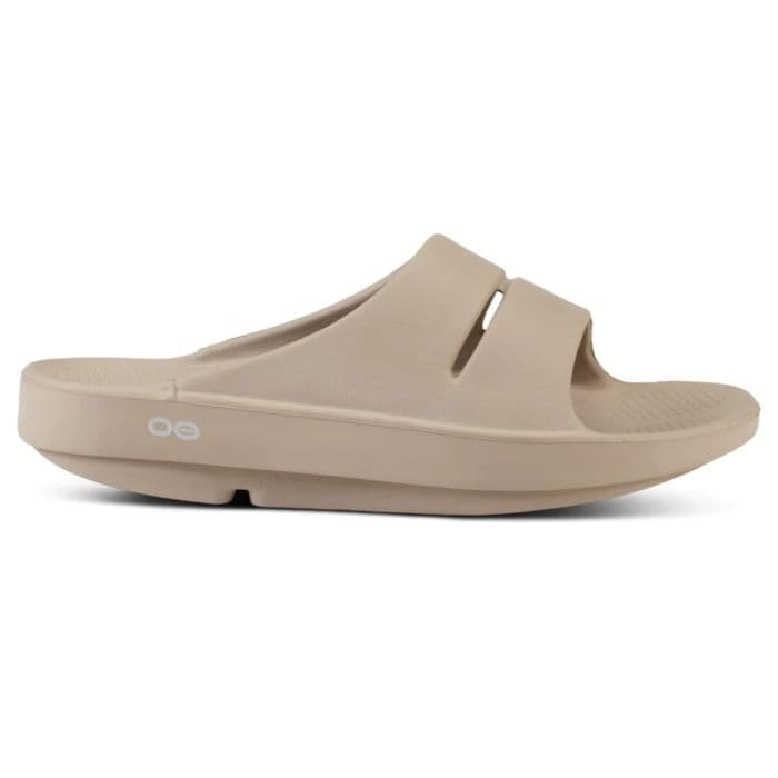 Oofos Ooahh Slide Sandalet – Mukavat palautumissandaalit juoksun jälkeen, koko Gr. 36-47