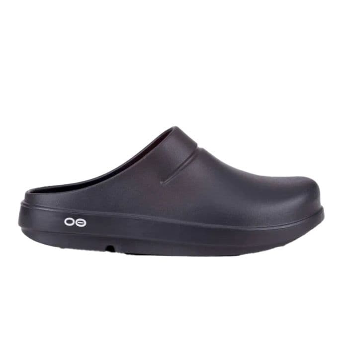Oofos OOcloog K. 37 Musta Unisex