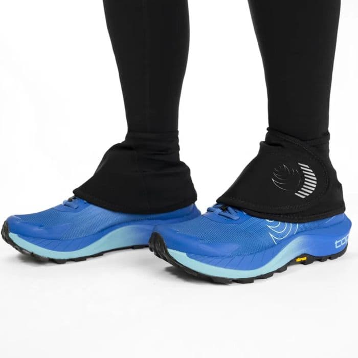Topo Athletic Switchback Gaiters musta – kestävä, hengittävä ja optimaalinen tuki trailrunningiin ja ulkoiluun Gr. S-XL
